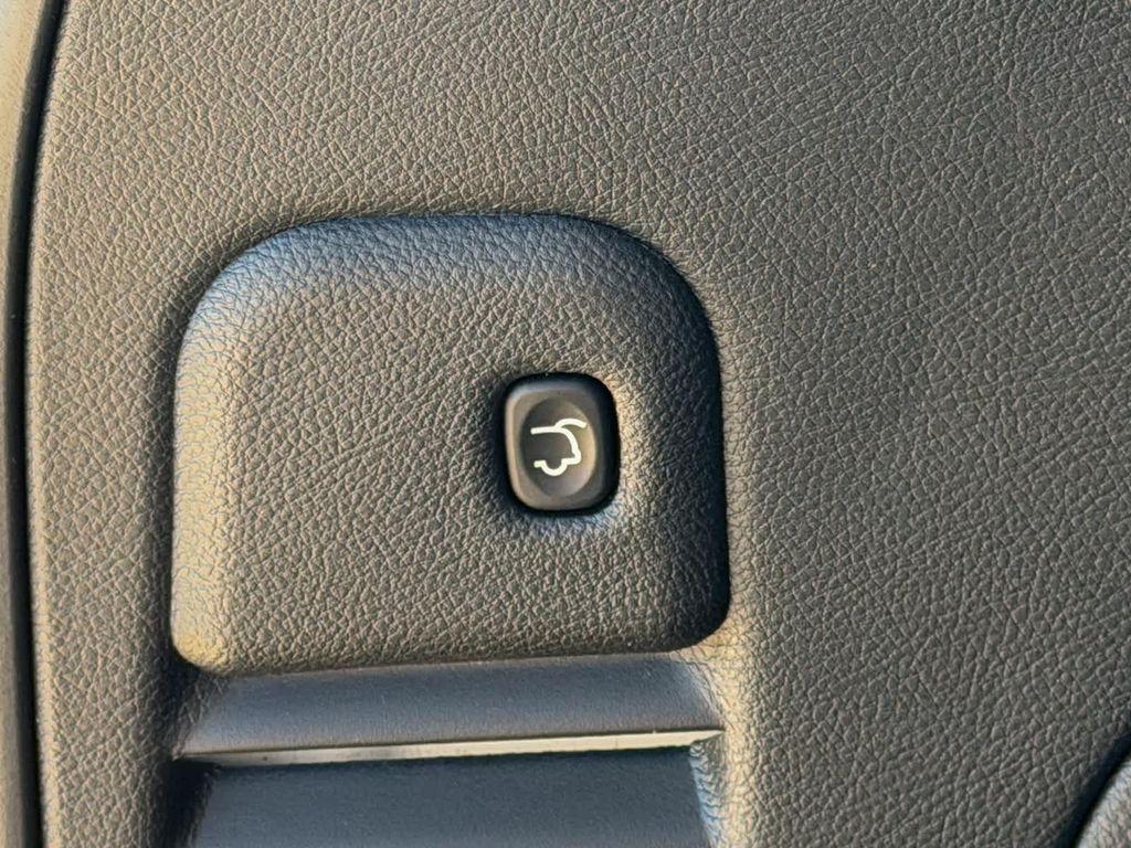 used 2021 Jeep Grand Cherokee car, priced at $26,390