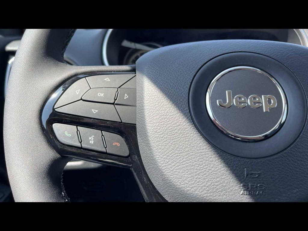 new 2023 Jeep Cherokee car, priced at $37,890