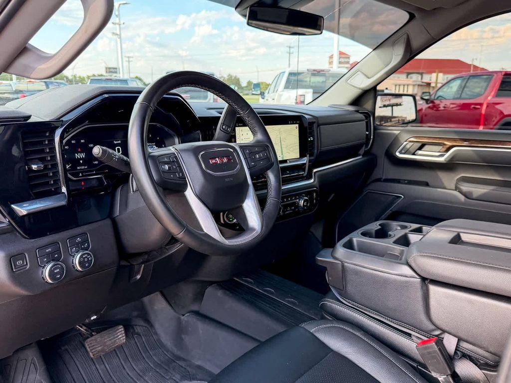 used 2023 GMC Sierra 1500 car, priced at $33,798