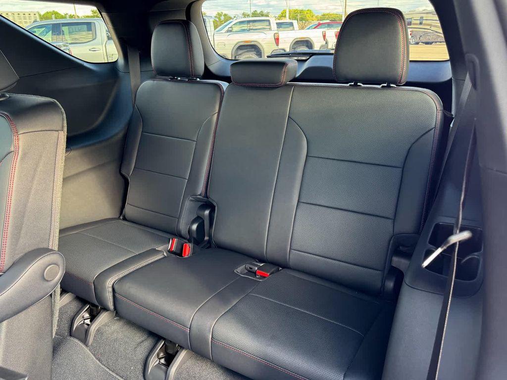 new 2026 Chevrolet Traverse car, priced at $60,330
