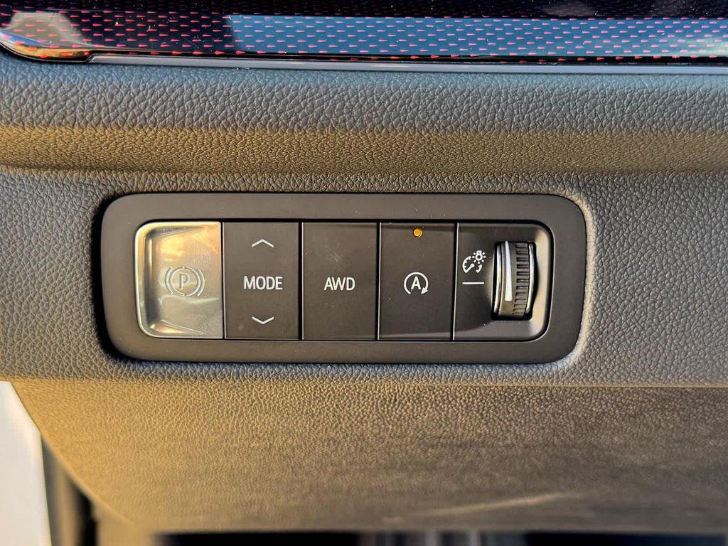 new 2026 Chevrolet Traverse car, priced at $60,330