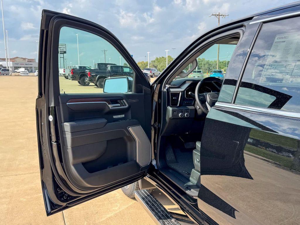 new 2026 GMC Sierra 1500 car, priced at $76,112