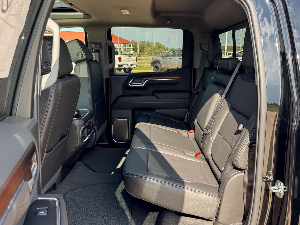 new 2026 GMC Sierra 1500 car, priced at $76,112