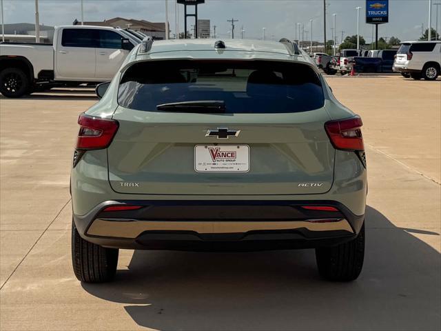 new 2025 Chevrolet Trax car, priced at $27,585