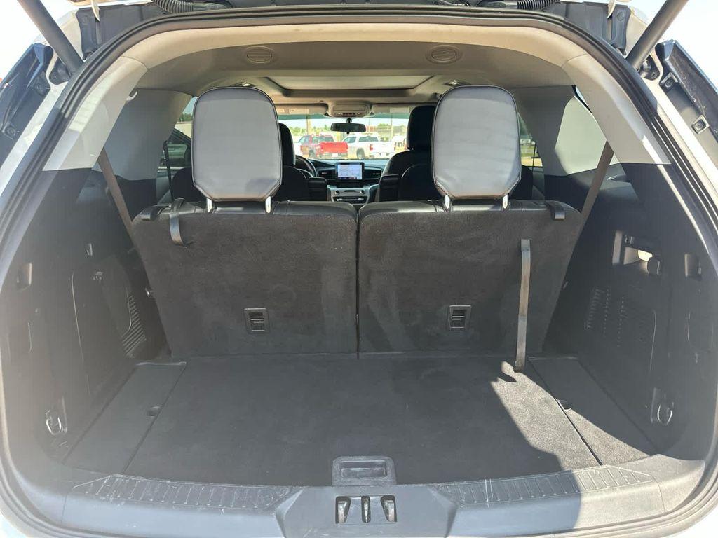 used 2022 Ford Explorer car, priced at $33,997