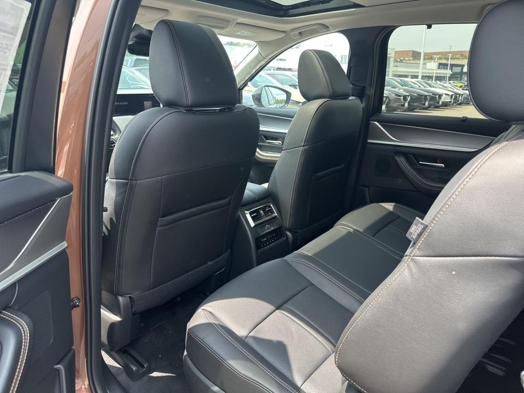 new 2025 Mazda CX-70 PHEV car, priced at $55,011