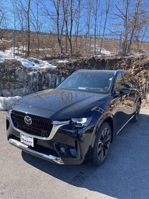 new 2025 Mazda CX-90 car, priced at $53,581