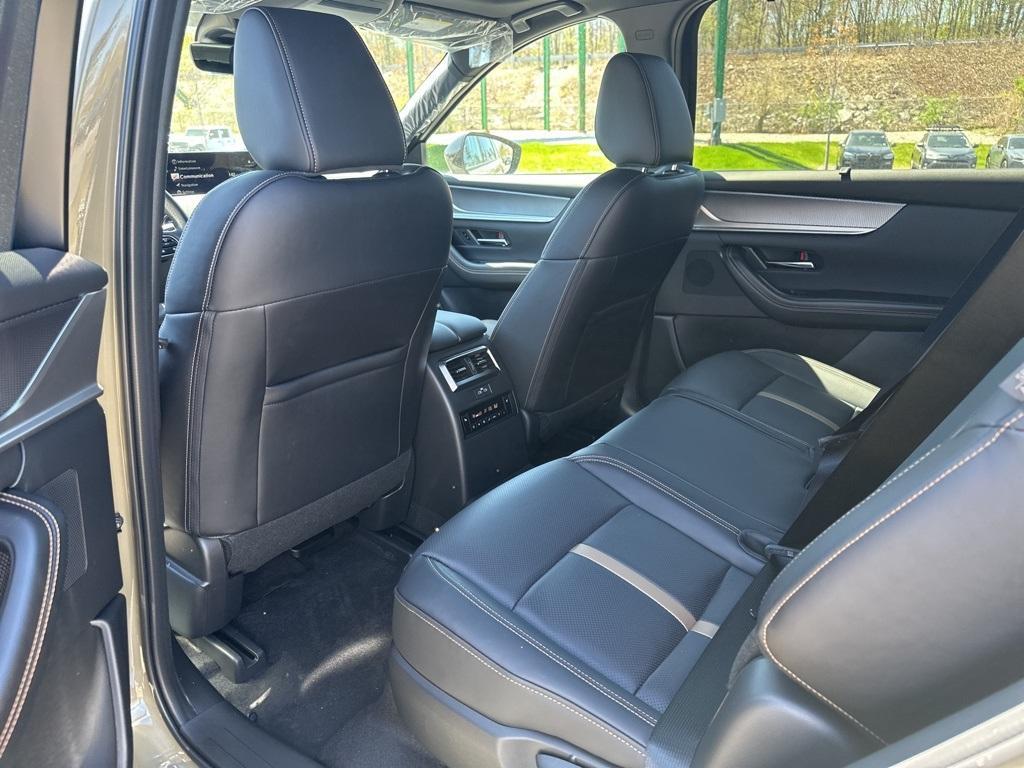new 2025 Mazda CX-70 PHEV car, priced at $58,405