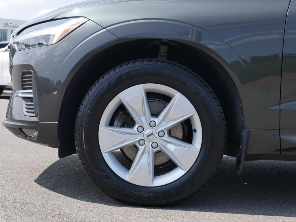 used 2022 Volvo XC60 car, priced at $28,440