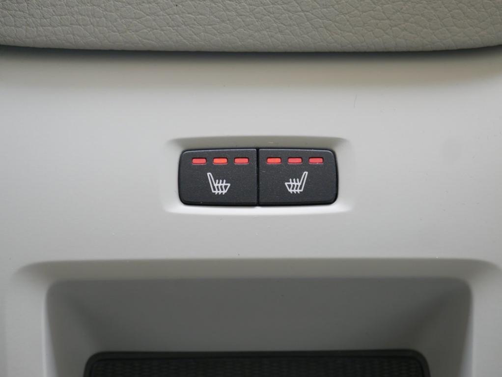 used 2022 Volvo XC60 car, priced at $28,440