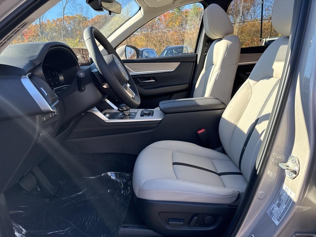 new 2025 Mazda CX-90 PHEV car, priced at $50,566