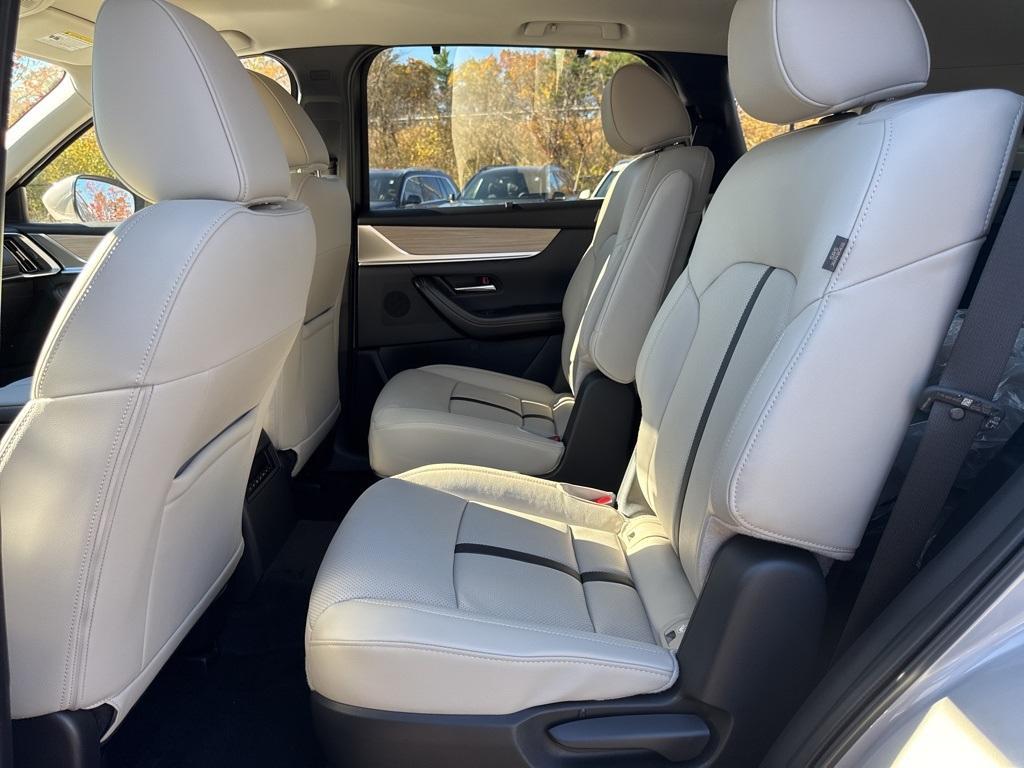 new 2025 Mazda CX-90 PHEV car, priced at $50,566