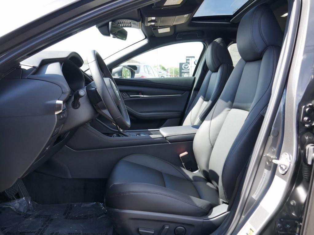used 2025 Mazda Mazda3 car, priced at $25,934