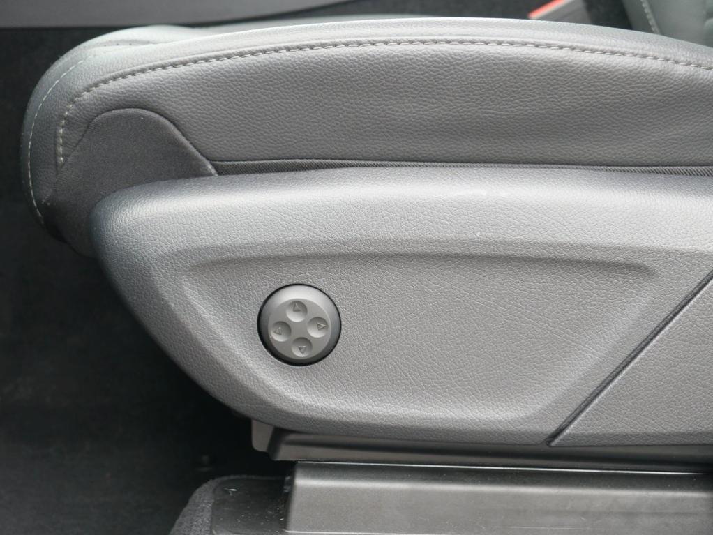 used 2022 Mercedes-Benz GLE 350 car, priced at $43,240