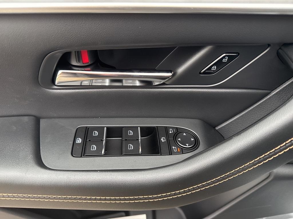 new 2025 Mazda CX-90 PHEV car, priced at $58,911