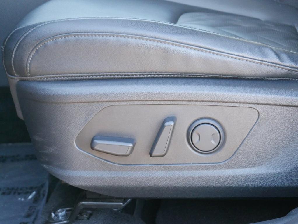 used 2023 Kia Sportage Plug-In Hybrid car, priced at $24,500