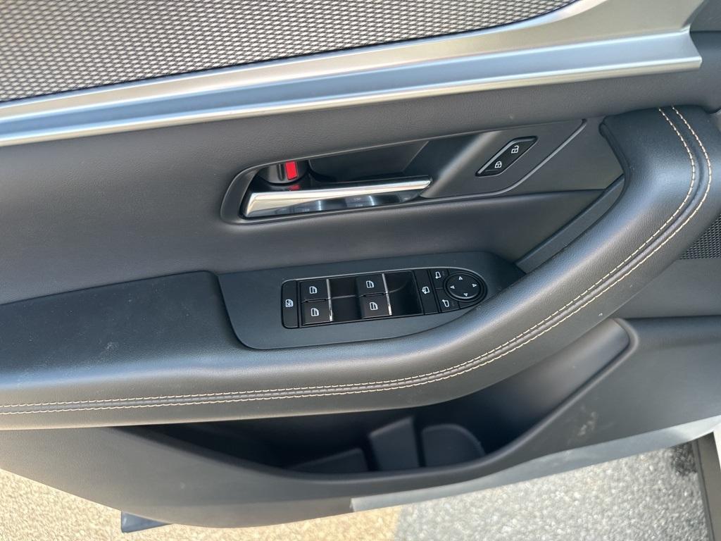 new 2025 Mazda CX-70 PHEV car, priced at $58,305