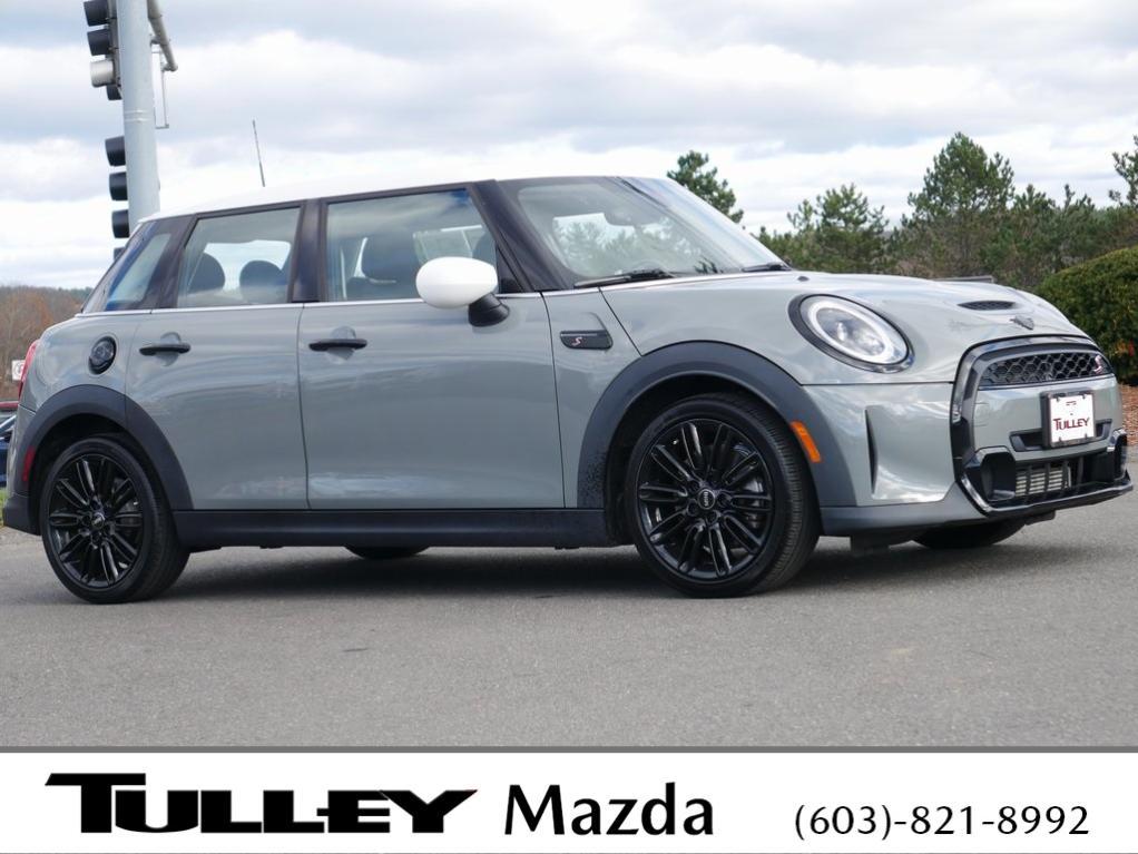 used 2022 MINI Hardtop car, priced at $24,200