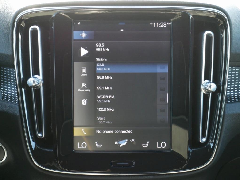 used 2019 Volvo XC40 car, priced at $22,300