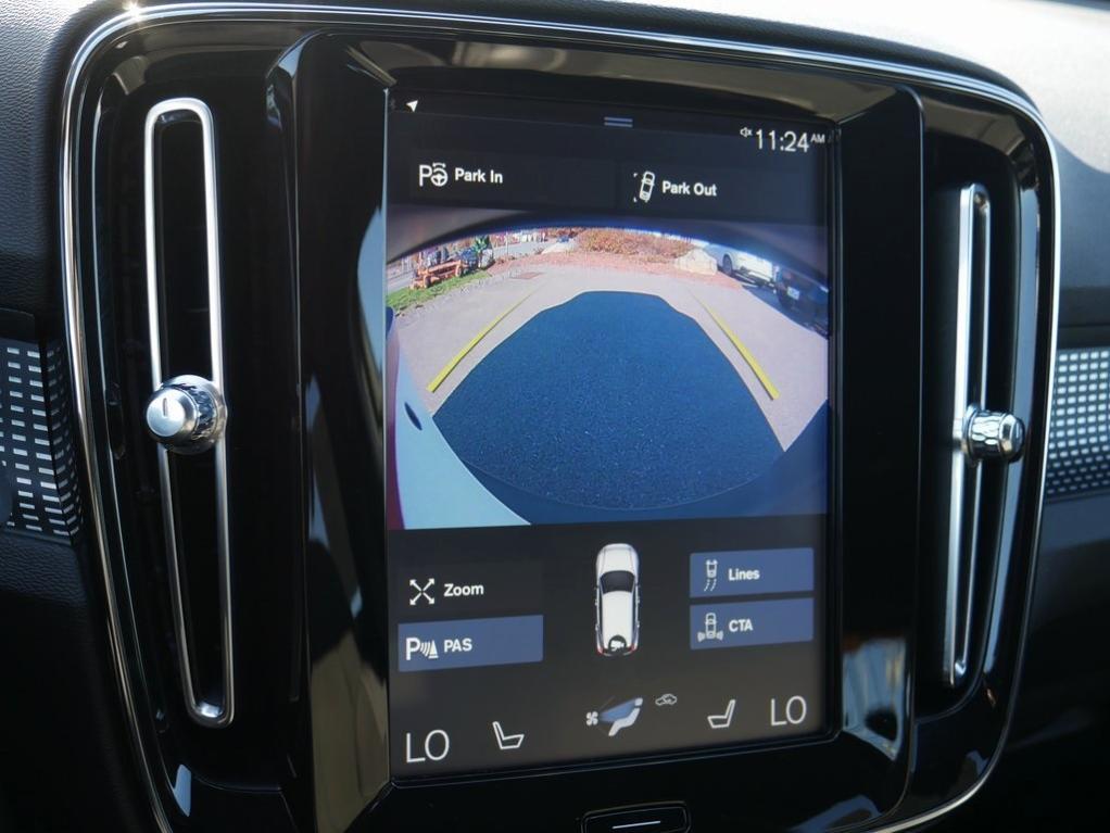 used 2019 Volvo XC40 car, priced at $22,300