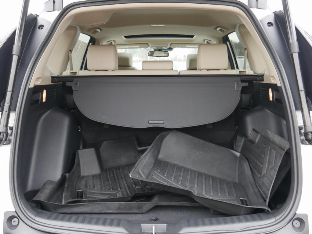 used 2020 Honda CR-V car, priced at $28,000