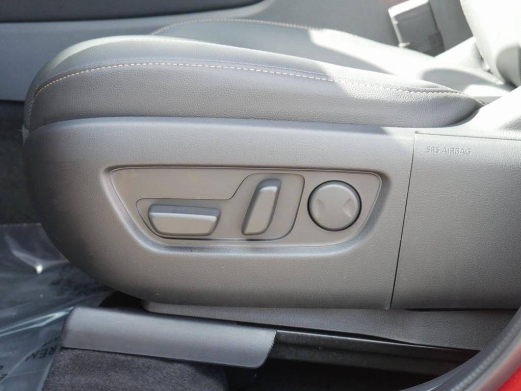 used 2025 Mazda CX-70 car, priced at $46,000