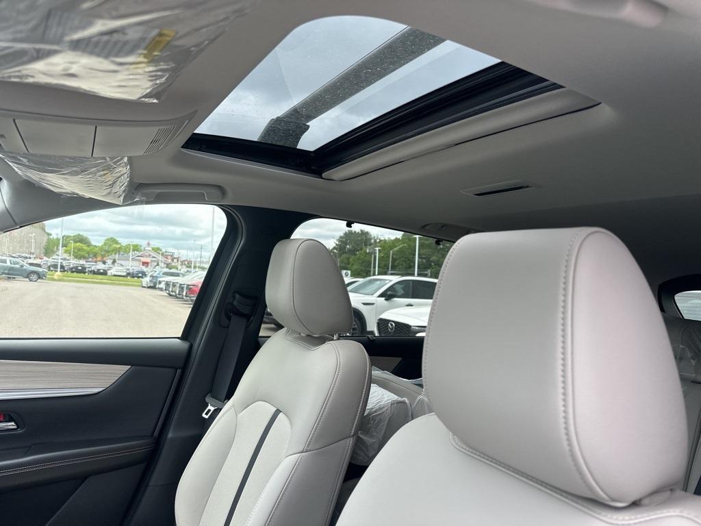new 2025 Mazda CX-70 car, priced at $46,707
