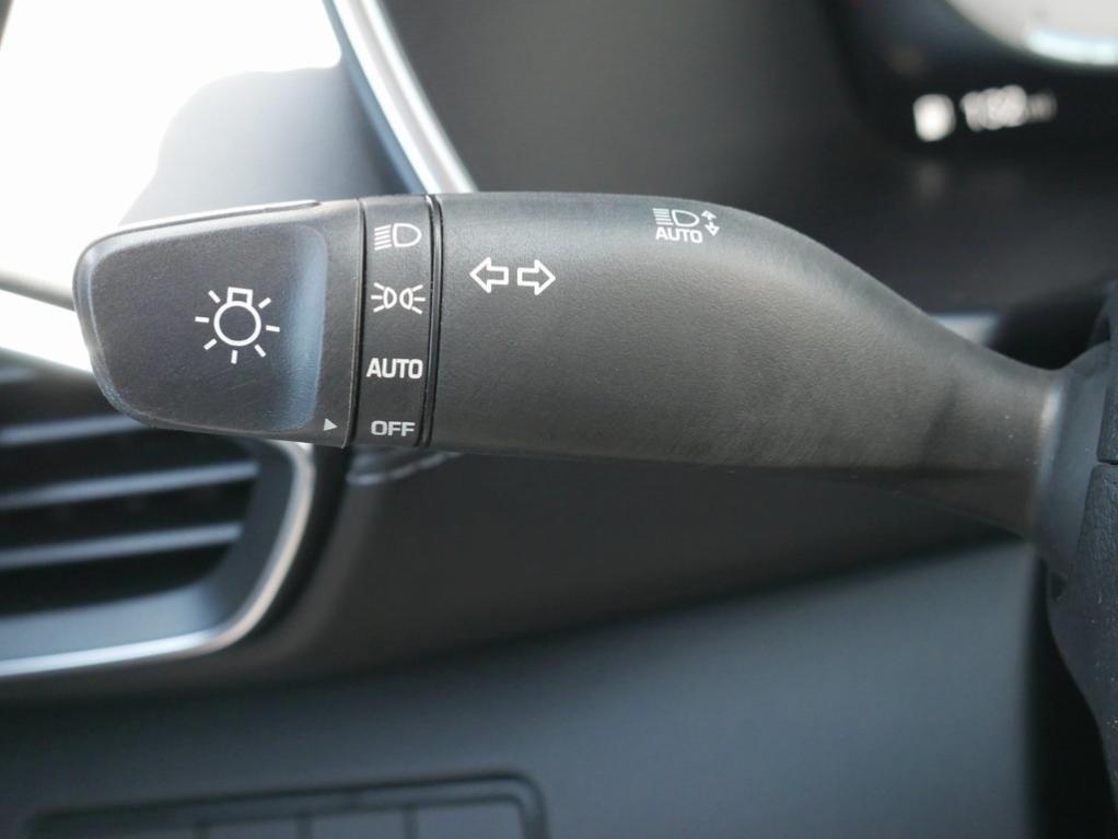 used 2022 Hyundai Santa Fe car, priced at $26,000