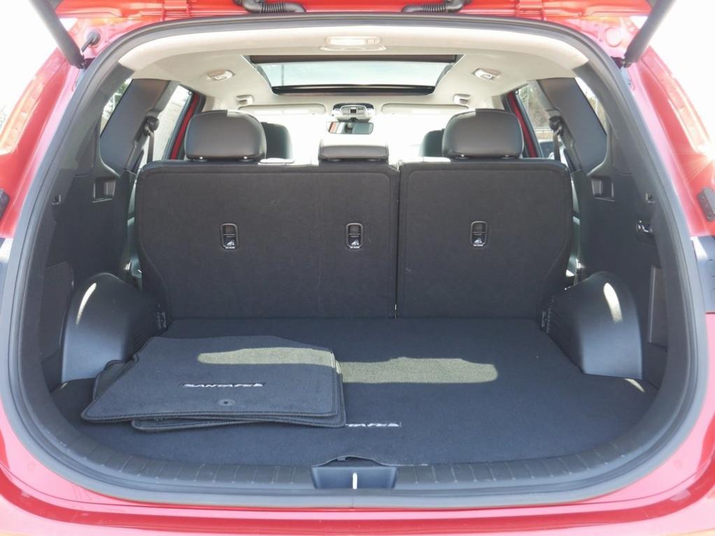 used 2022 Hyundai Santa Fe car, priced at $27,760