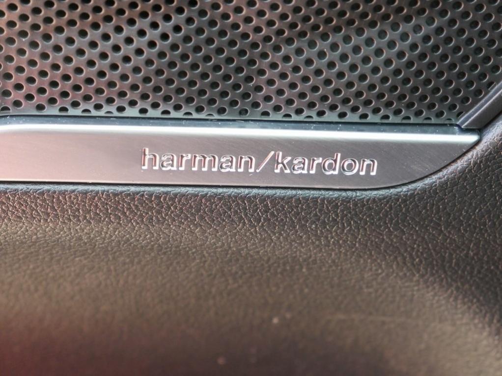 used 2022 Hyundai Santa Fe car, priced at $26,000