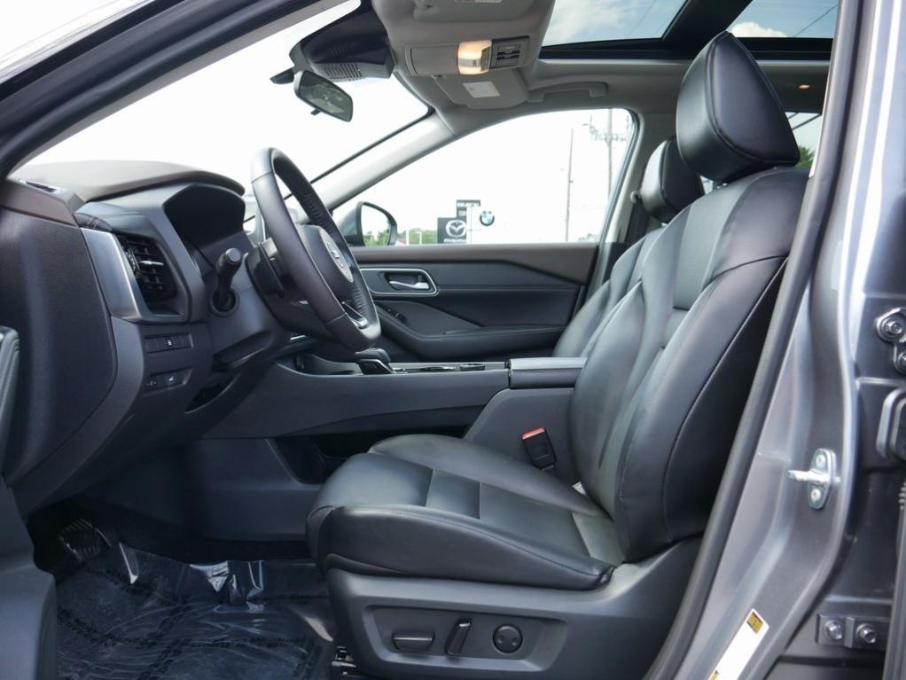 used 2021 Nissan Rogue car, priced at $23,100