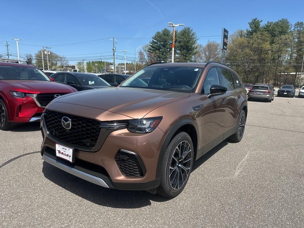 new 2025 Mazda CX-70 PHEV car, priced at $55,011