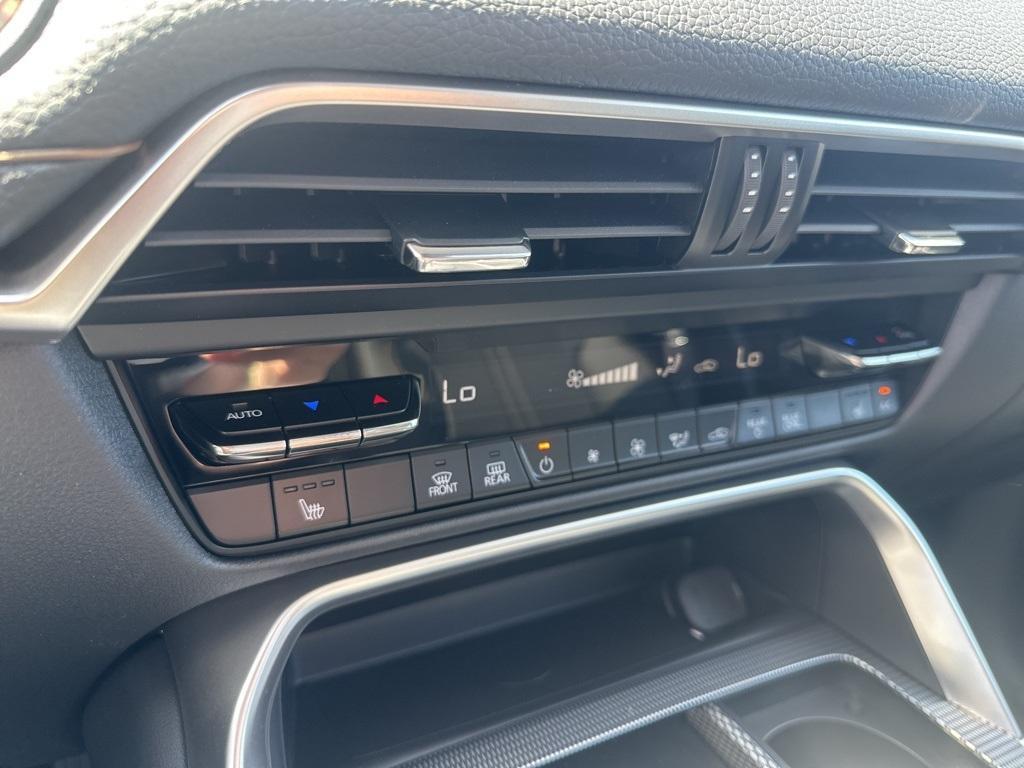 new 2025 Mazda CX-70 PHEV car, priced at $55,011