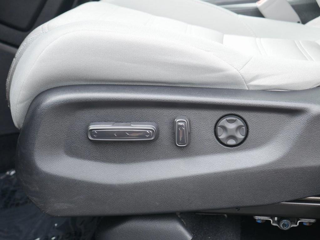 used 2022 Honda CR-V car, priced at $25,300