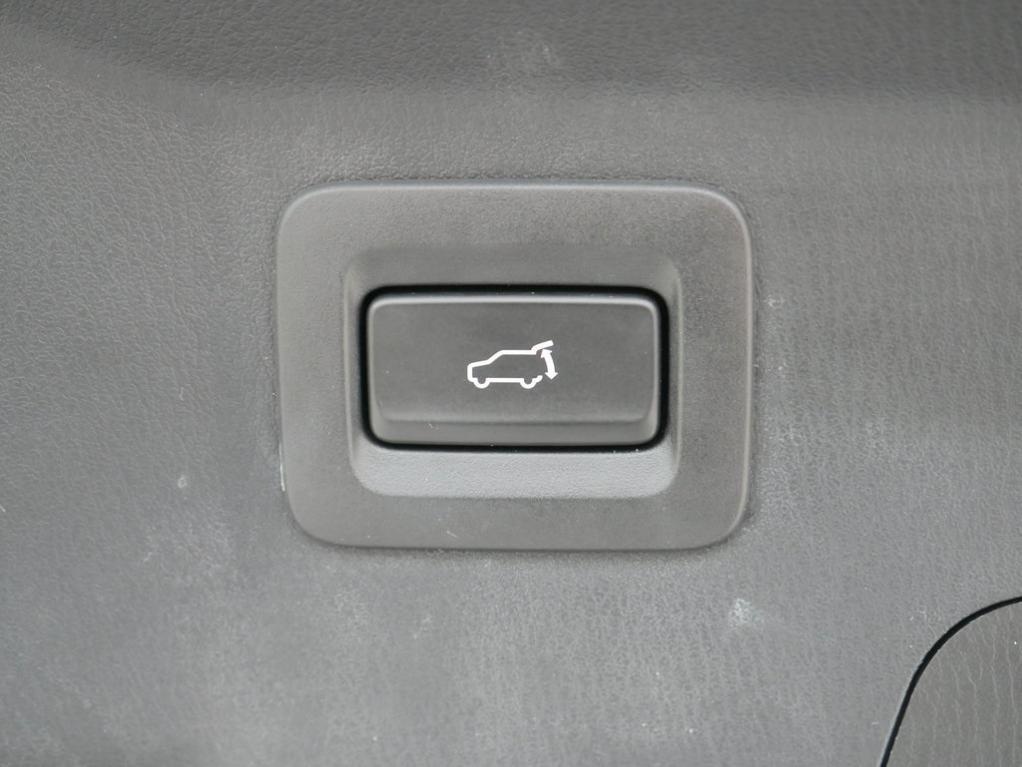 used 2023 Mazda CX-9 car, priced at $27,900