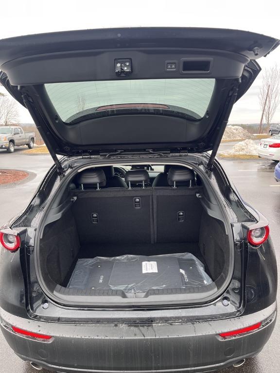 new 2025 Mazda CX-30 car
