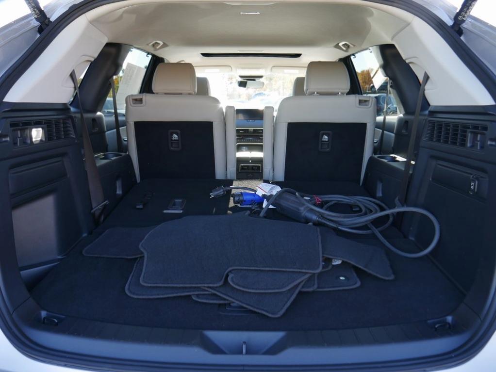 used 2024 Mazda CX-90 PHEV car, priced at $34,000
