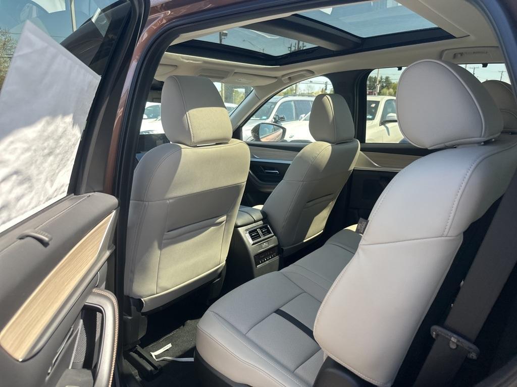 new 2025 Mazda CX-70 PHEV car, priced at $55,191