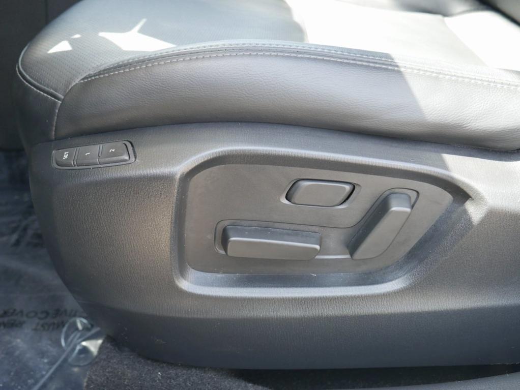 used 2022 Mazda CX-9 car, priced at $29,947