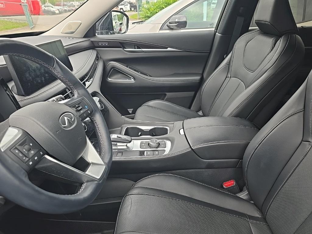 used 2023 INFINITI QX60 car