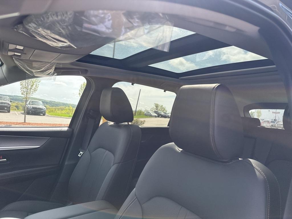 new 2025 Mazda CX-70 PHEV car, priced at $55,331