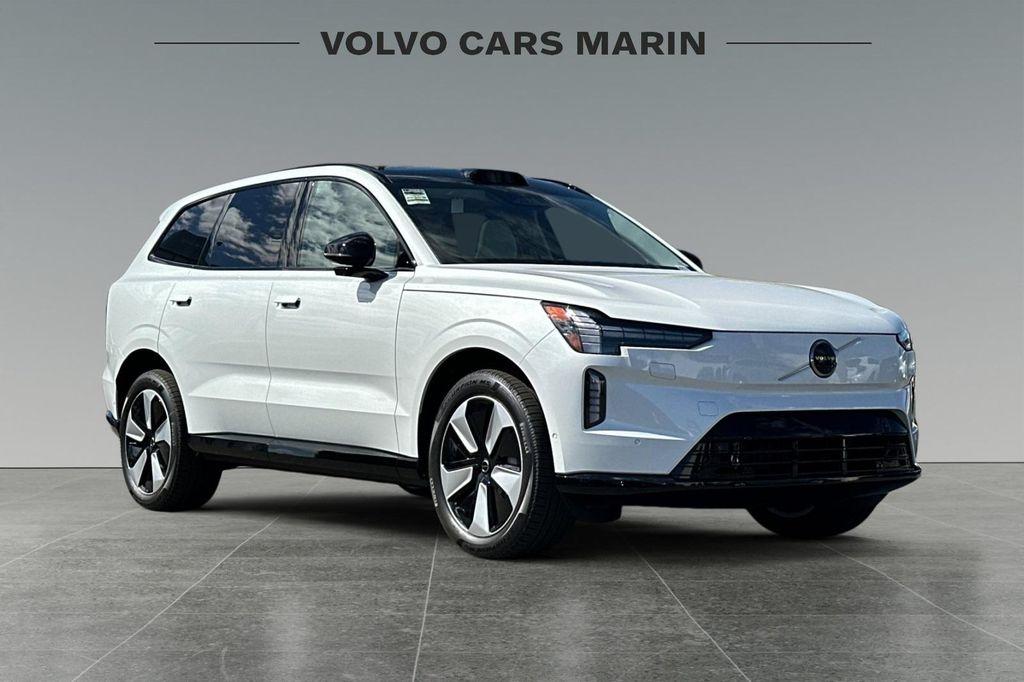 new 2025 Volvo EX90 car, priced at $86,290