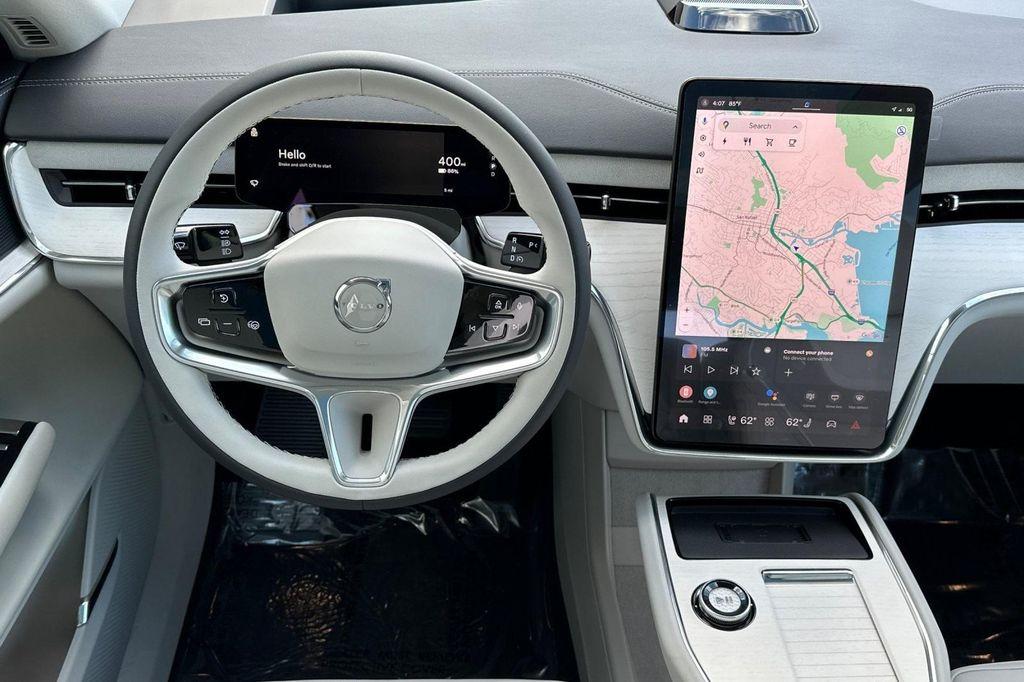 new 2025 Volvo EX90 car, priced at $86,290