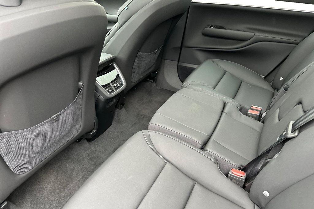 new 2025 Volvo EX90 car, priced at $95,320