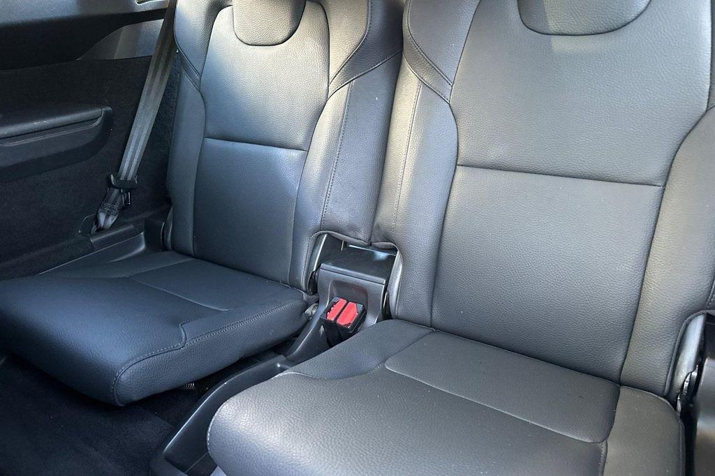 used 2023 Volvo XC90 Recharge Plug-In Hybrid car, priced at $49,999
