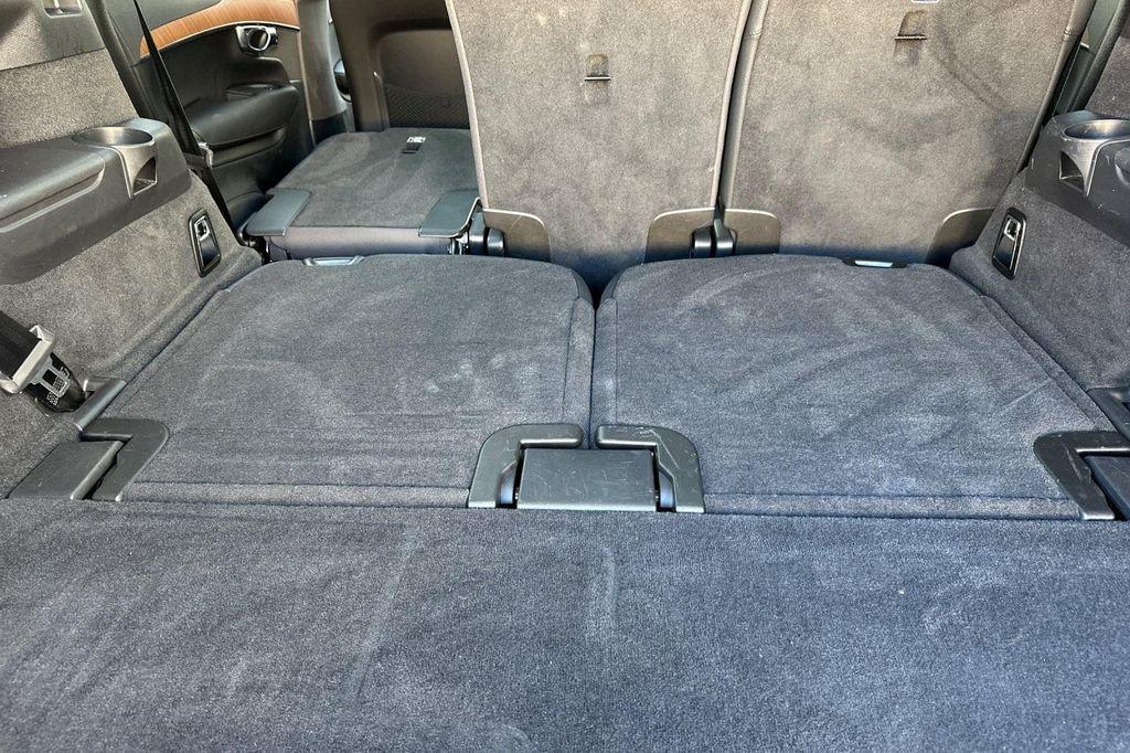 used 2023 Volvo XC90 Recharge Plug-In Hybrid car, priced at $49,999