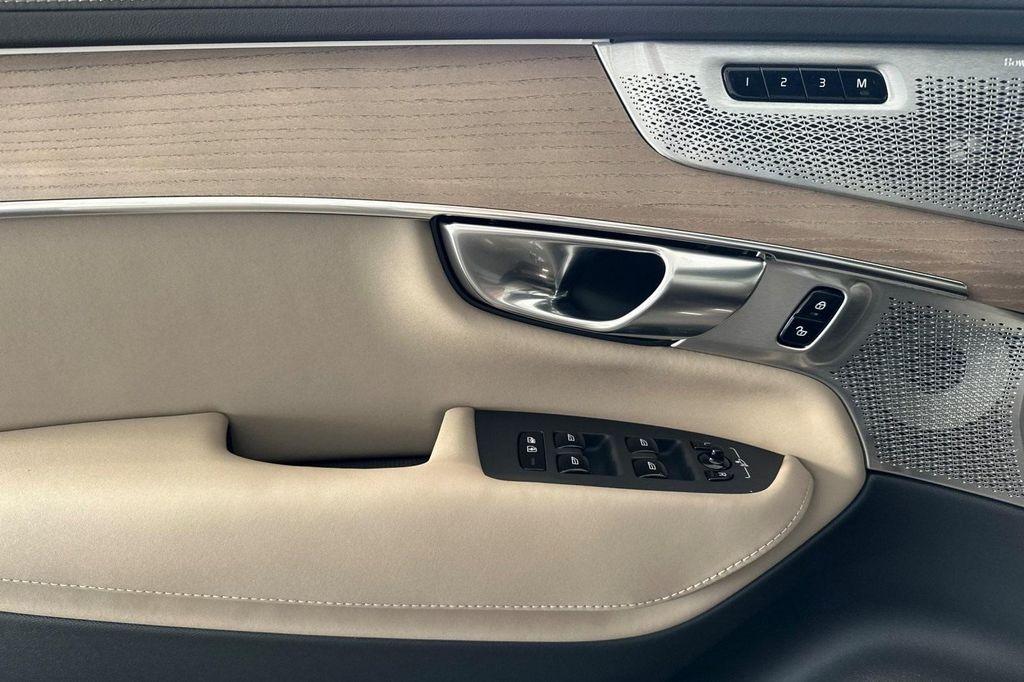 new 2026 Volvo XC90 car, priced at $83,155