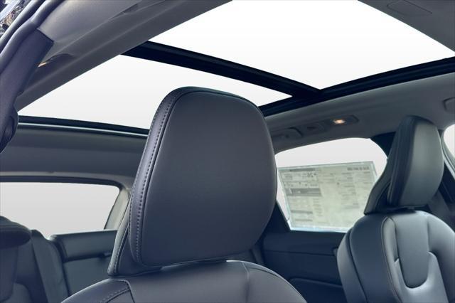 new 2025 Volvo XC60 car, priced at $49,145