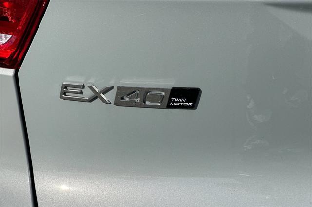 new 2025 Volvo EX40 car, priced at $61,885
