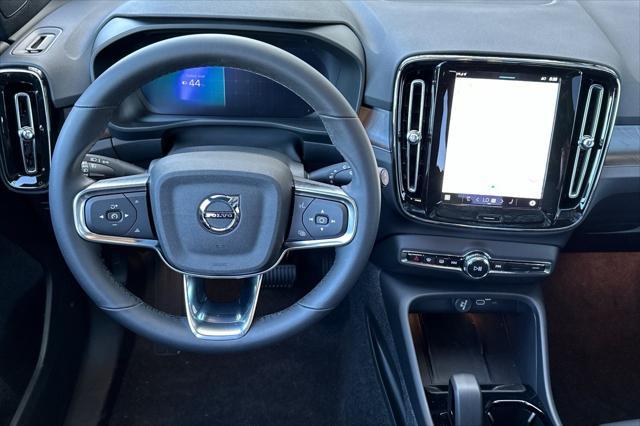 new 2025 Volvo EX40 car, priced at $61,885